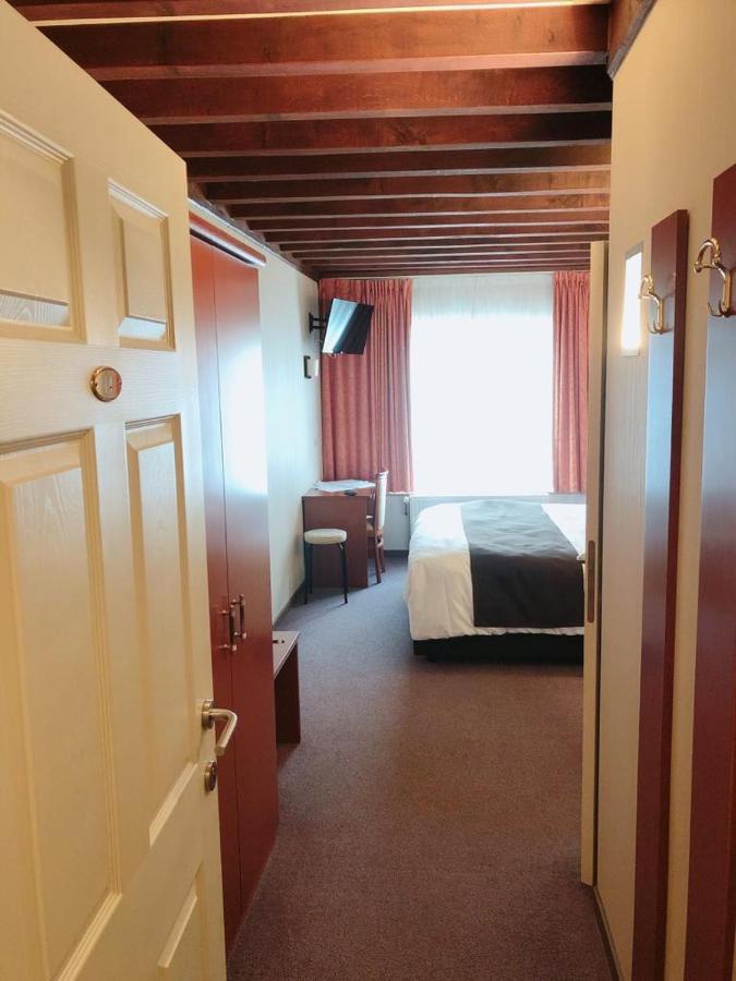 Hotel Driekoningen Верне Екстериор снимка